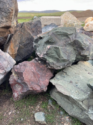 Камни для ландшафтного дизайна зелёные 10-60 килограмм купить в Сухом Логе