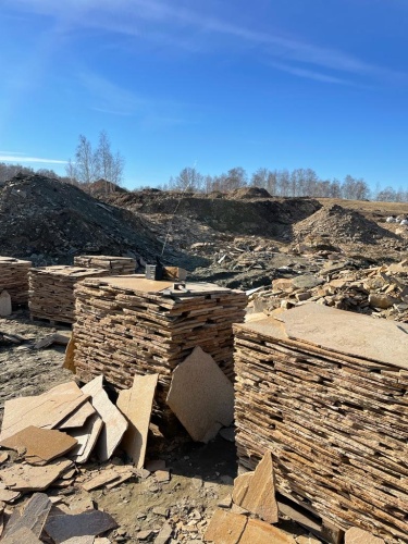 Плитняк златолит жёлтый золотистый для отмостки купить в Сухом Логе