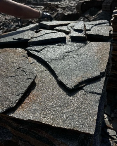 Плитняк златолит серебристый для фасада купить в Сухом Логе