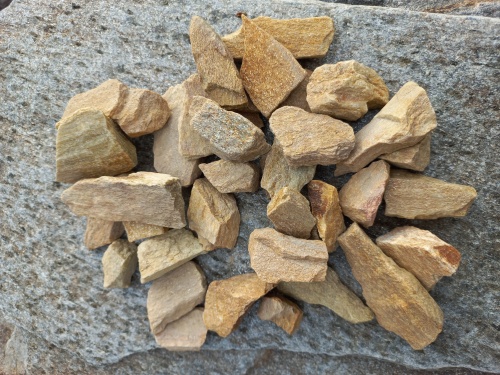 Златолит жёлтый декоративная каменная крошка купить в Сухом Логе